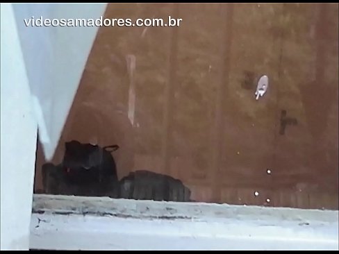 ❤️ Omu cornu chì fighjula a so fidanzata cù un altru tippu, registrendu un video di cazzo senza disturbà a coppia ️ Cazzo à co.sex78.ru