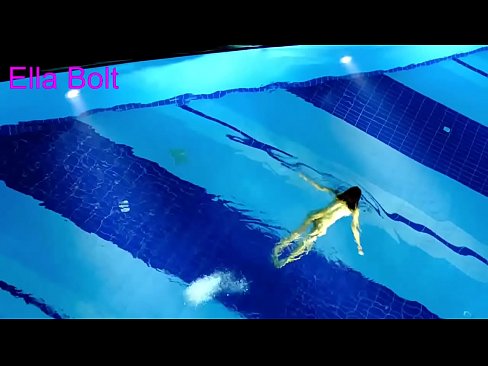 ❤️ Ùn possu micca piantà di fighjulà, ghjovana bionda catturata nuda in piscina ELLA BOLT ️ Cazzo à co.sex78.ru