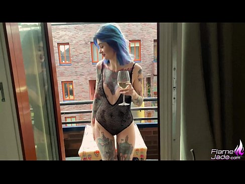 ❤️ Ragazza tremenda chì succhia cù una bocca è cazzo appassionatamente sottu à u celu apertu ️ Cazzo à co.sex78.ru
